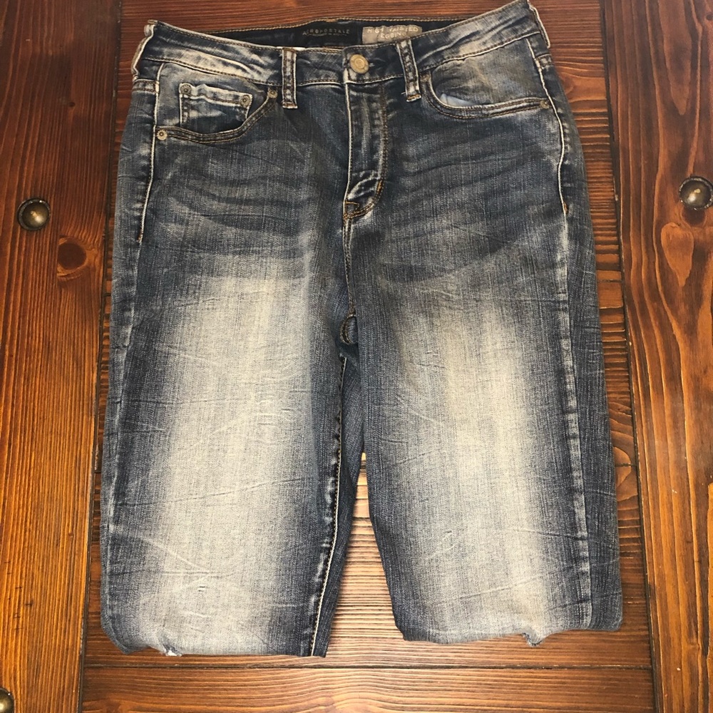 Aeropostale.Ripped High-Waisted Jegging.